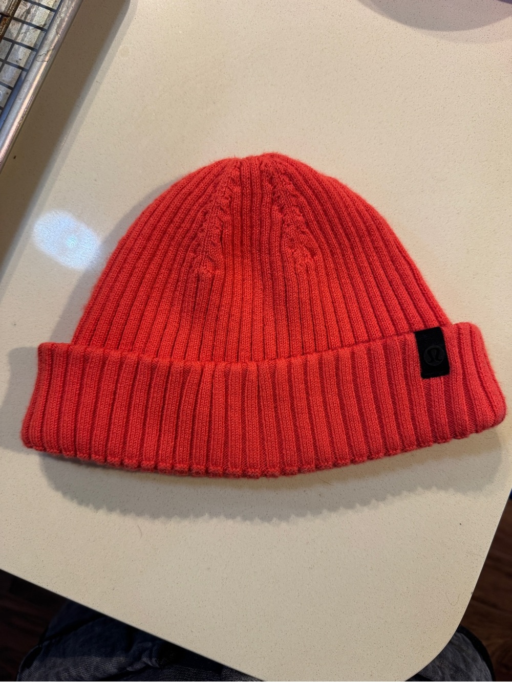 Lululemon ribbed beanie